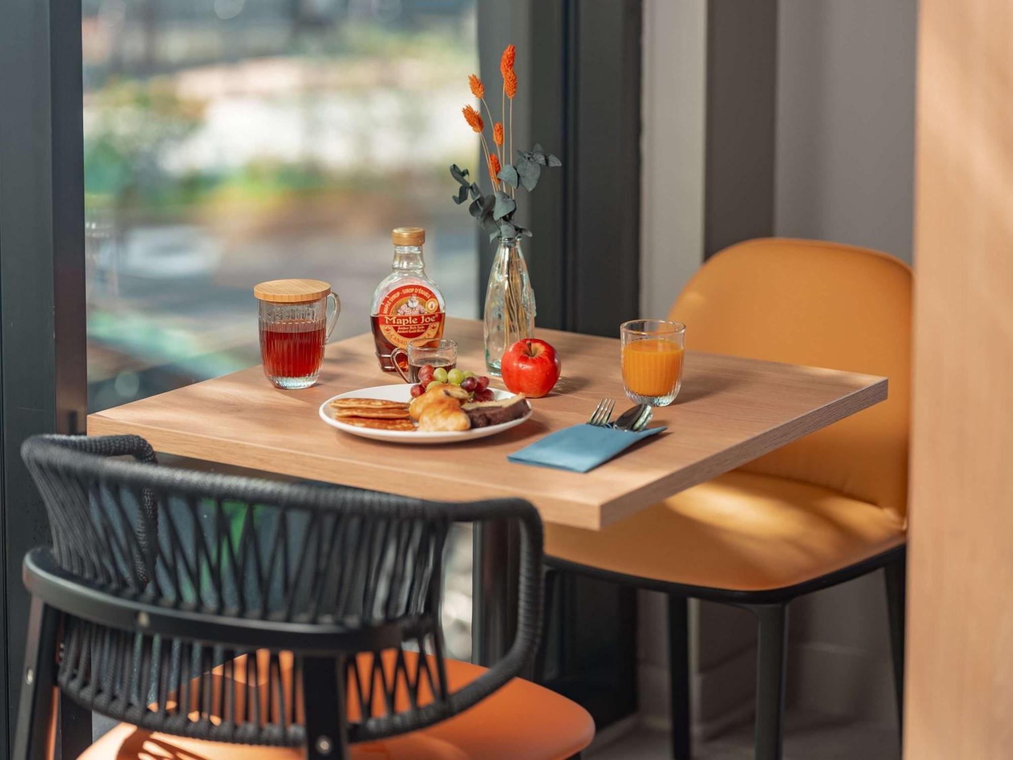 Novotel Paris Val De Fontenay Kültér fotó